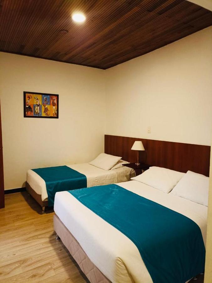 Hotel Plaza Mayor ドゥイタマ 部屋 写真